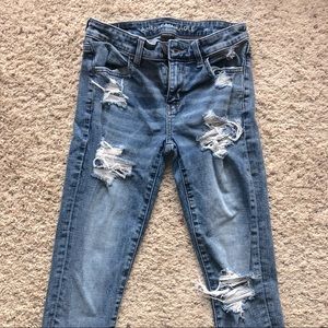 AMERICAN EAGLE, RIPPED SKINNY JEANS